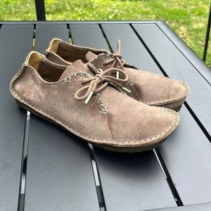 Clark’s Faraway Field Oxford